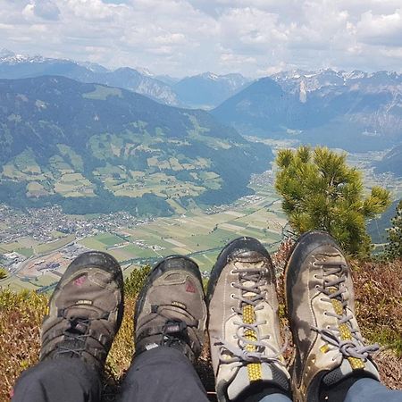 Alpen Quartier Lägenhet Uderns Exteriör bild