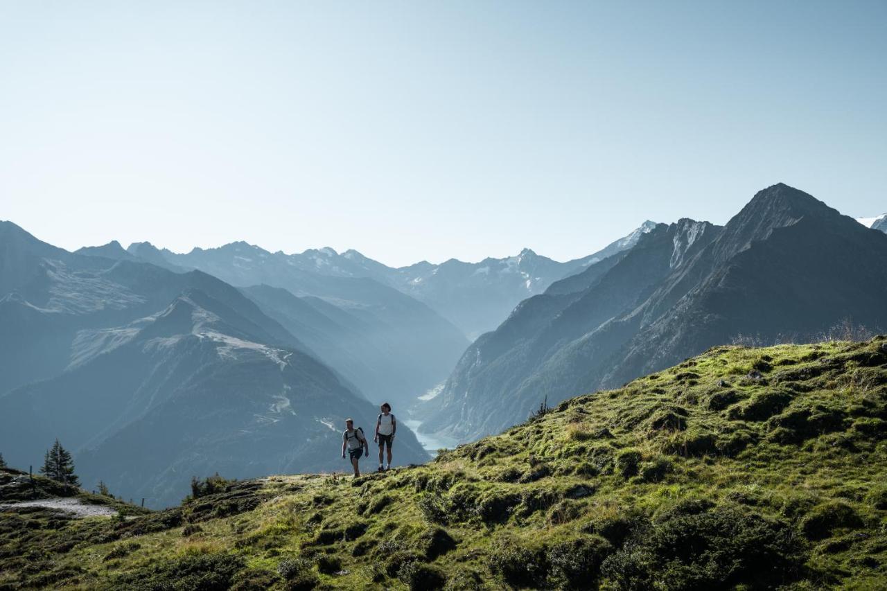 Alpen Quartier Lägenhet Uderns Exteriör bild