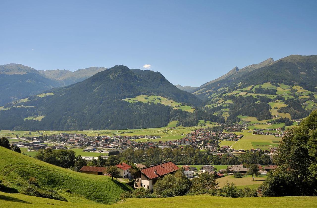 Alpen Quartier Lägenhet Uderns Exteriör bild