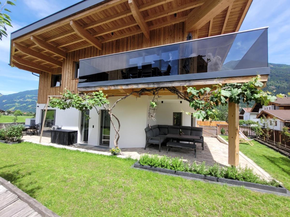Alpen Quartier Lägenhet Uderns Exteriör bild