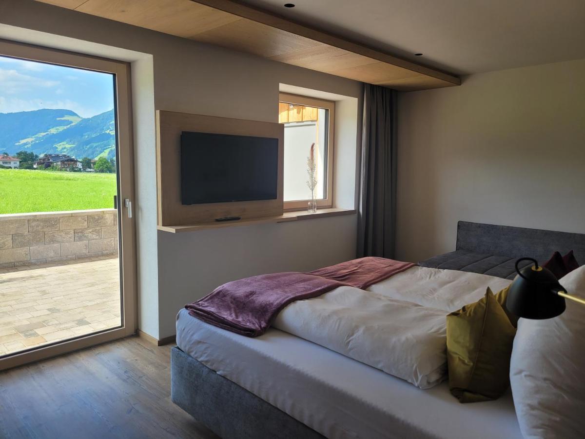 Alpen Quartier Lägenhet Uderns Exteriör bild