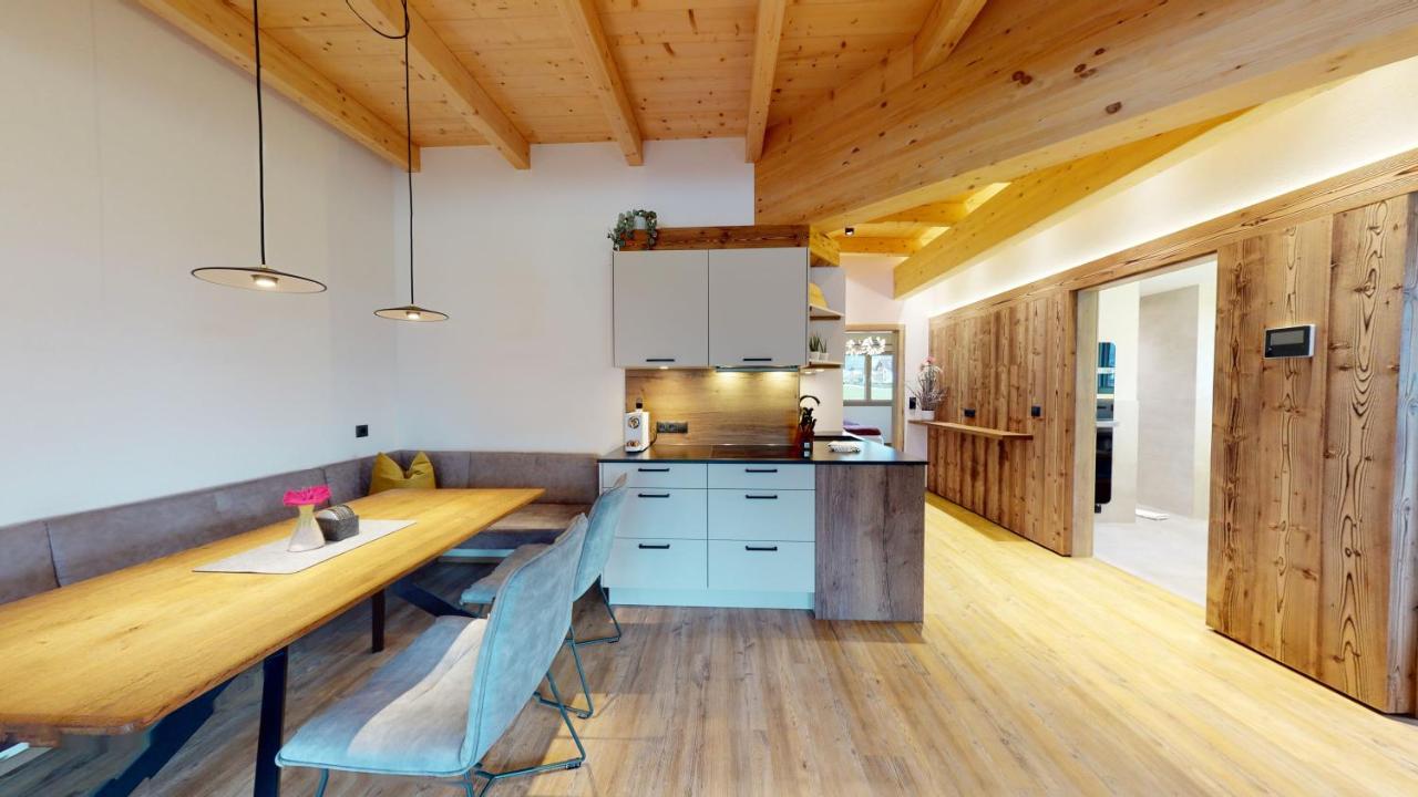 Alpen Quartier Lägenhet Uderns Exteriör bild